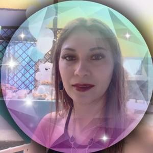 Meet your Posher, Janeth